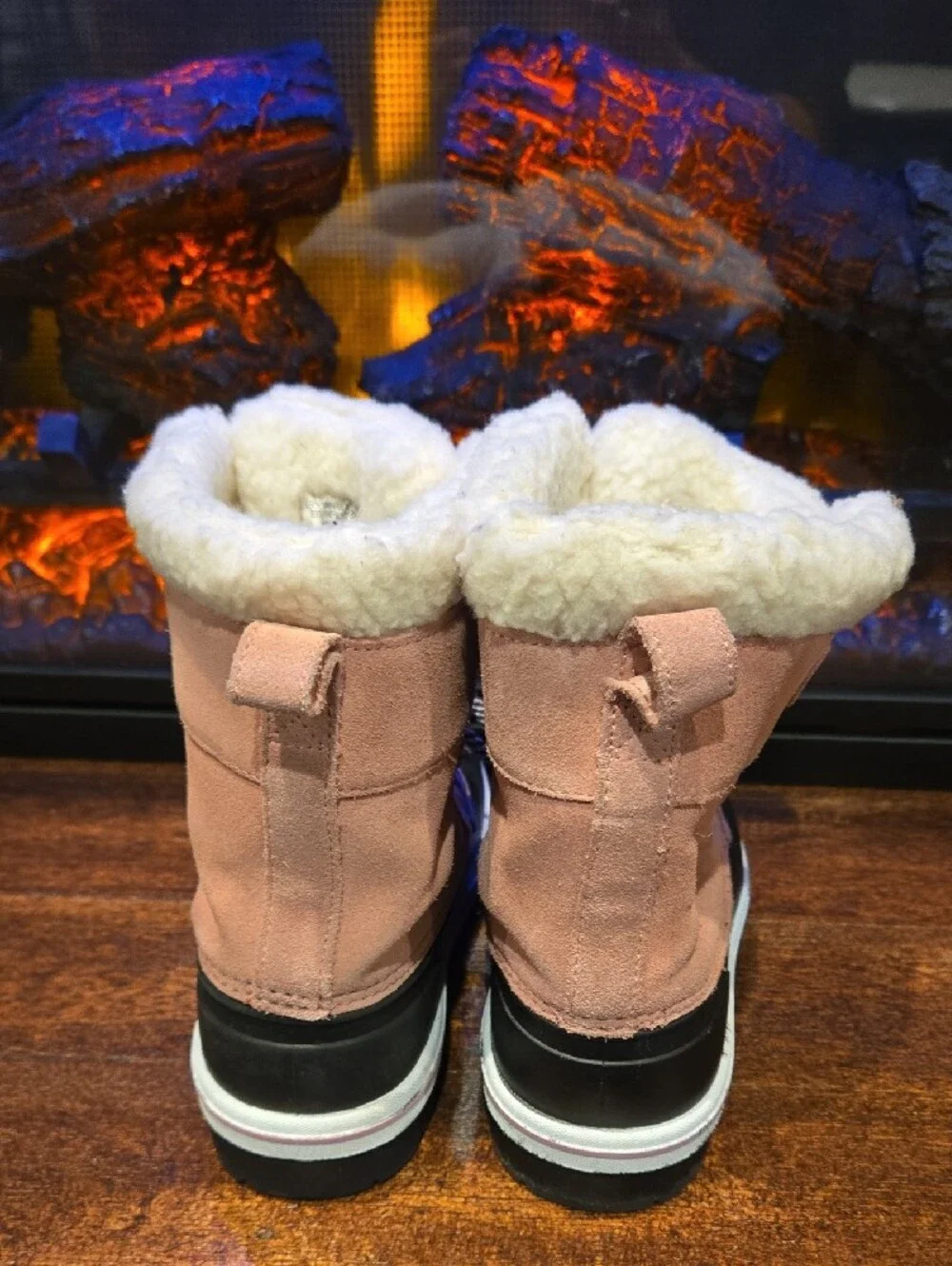 Cat & Jack Pink and Black Faux-Fur Lined Lace-Up Winter Boots
